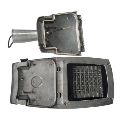 L'alloggio di alluminio IP66 IK08 ADC12 Shell dell'iluminazione pubblica della pressofusione LED