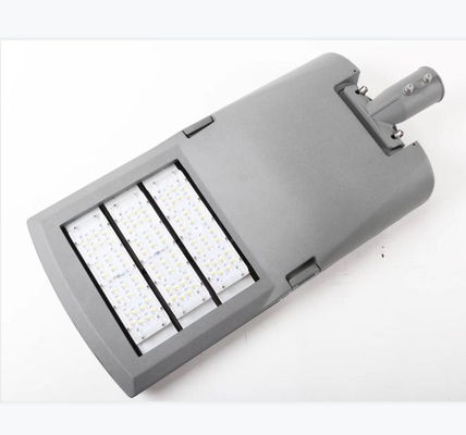 Due iluminazioni pubbliche principali all'aperto del modulo 150W della lente impermeabilizzano il sostegno regolabile IP66