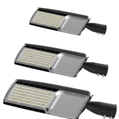 Luce stradale economica per esterni con protezione IP65 150Im/w