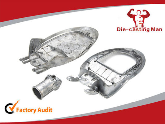 Alloggio di alluminio dell'iluminazione pubblica di alta efficienza LED per le carreggiate 880 x 380 x 180mm