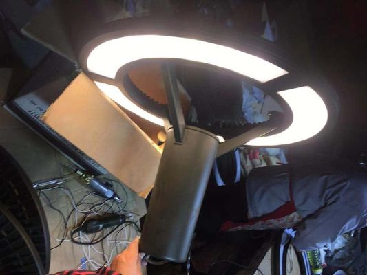 L'alta luminosità 5700k ha condotto l'ente della pressofusione di illuminazione e la lente di alluminio urbani del pc